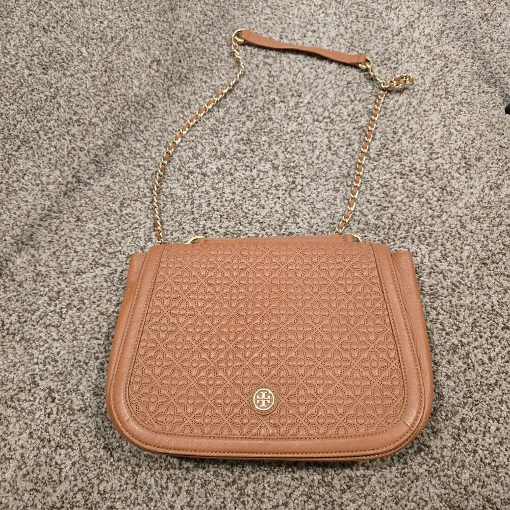 Tory Burch excellent tory